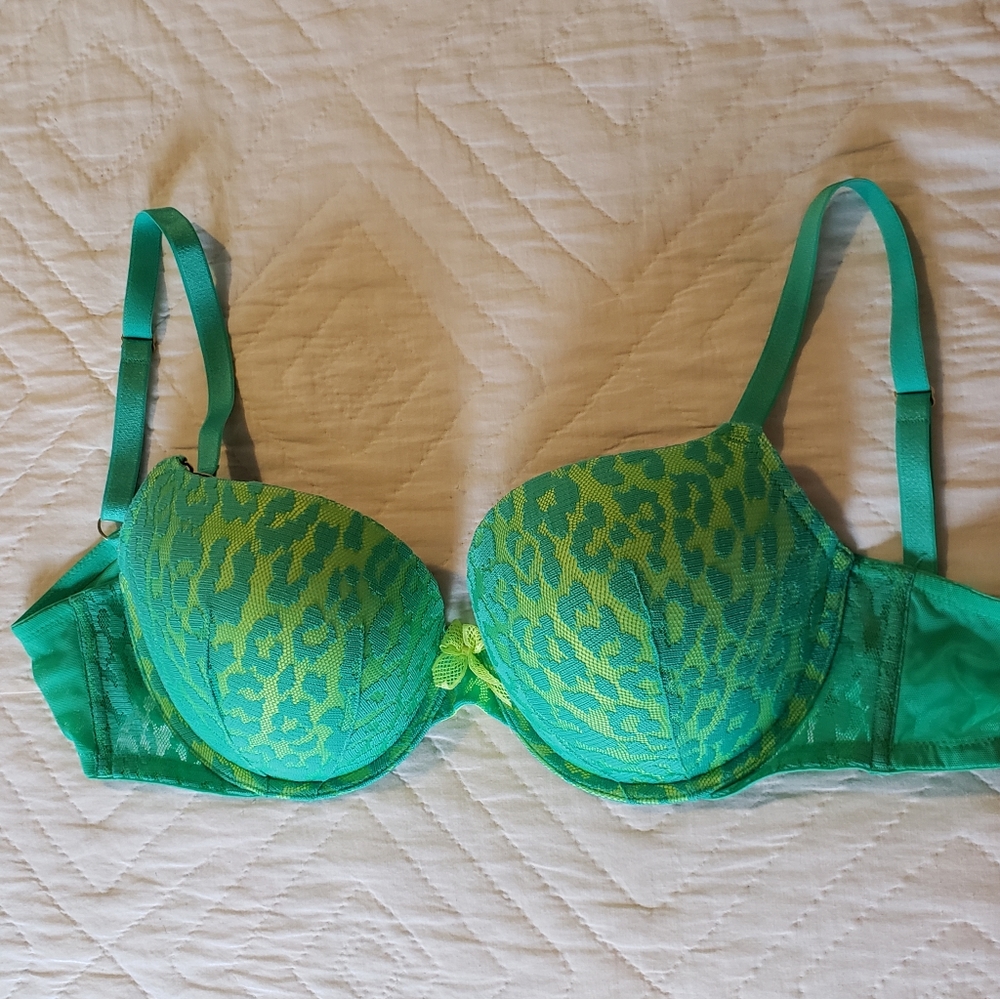 Victoria's Secret Very Sexy Padded Demi Bra 38D